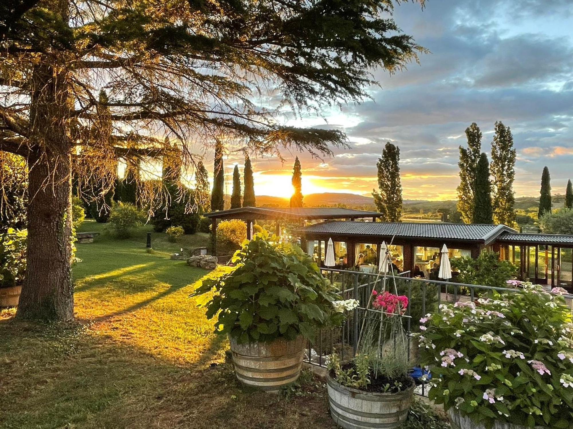 Agriturismo La Sovana Sarteano Exterior photo